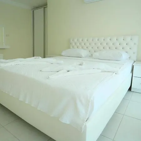 Сasa de vacaciones Orka Royal Hills *